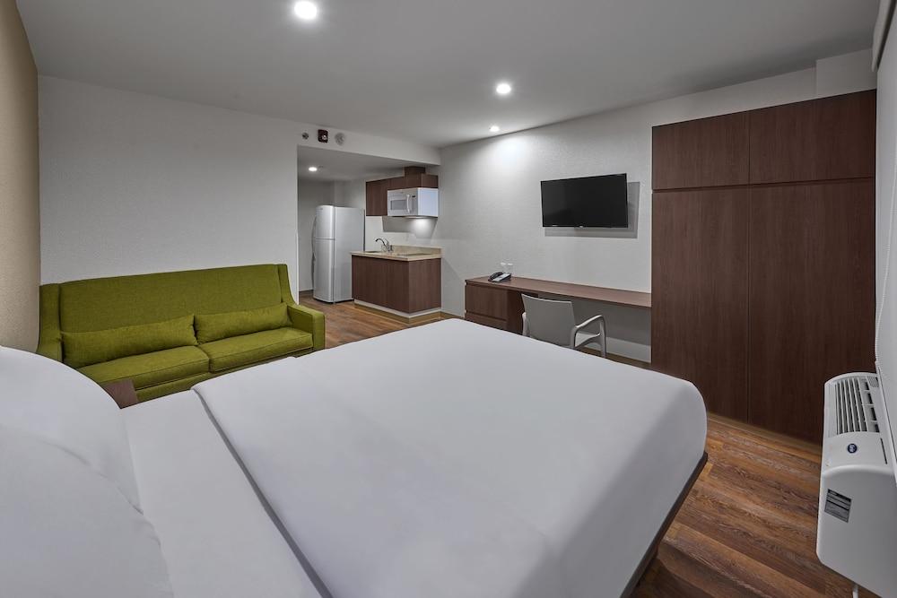 Extended Suites Mexicali Catavina Экстерьер фото