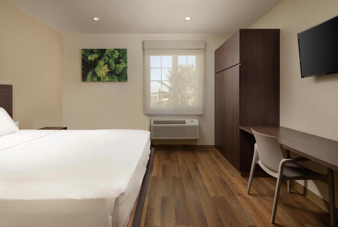 Extended Suites Mexicali Catavina Экстерьер фото