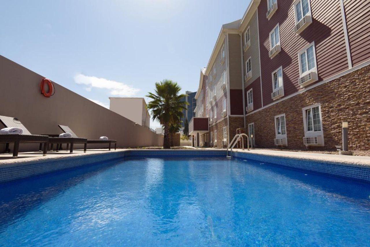 Extended Suites Mexicali Catavina Экстерьер фото